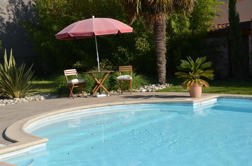 Chambre D'Hotes Et Spa Agen Esterno foto